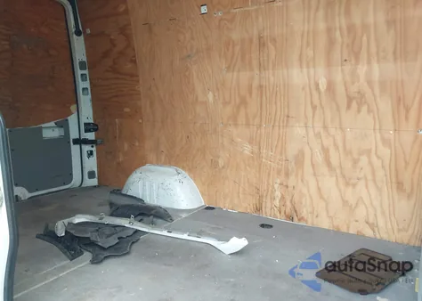 2014 Mercedes-Benz Sprinter 2500 Normal Roof z USA, uszkodzony, nr VIN WD3PE7CC6E5856339